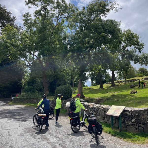 Ebike Group Country Landmark Rest